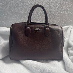 Large Coach Rowan Maple.LIKE NEW.FAST SHIP. .Color no longer available at Coach.